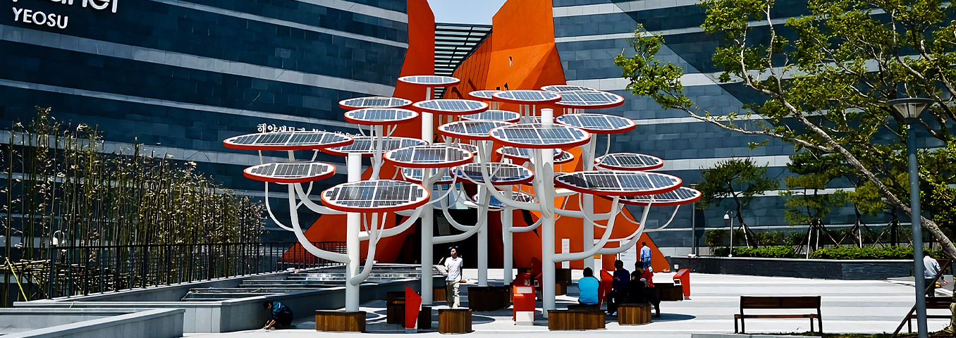 태양광 에너지 충전소 아쿠아리움 광장